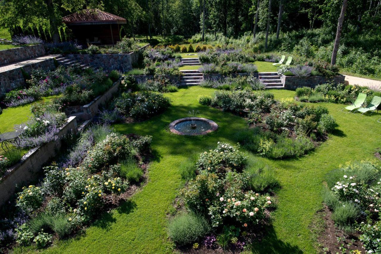Mezdzirnas Country House & Spa Kabile ภายนอก รูปภาพ